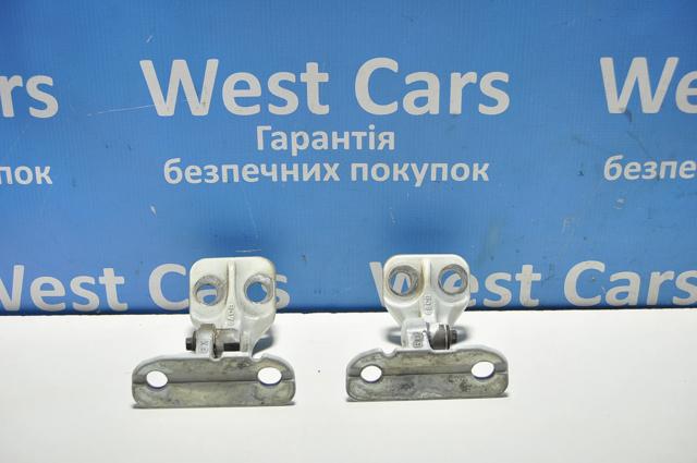 LAND ROVER LR056353 Петля двери передней правой в наличии Винница