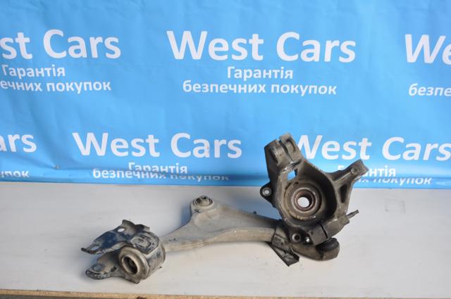 Цапфа поворотная правая LR077913 LAND ROVER