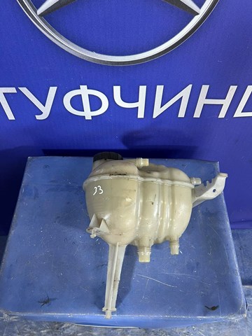 Водяной бачок системы охлаждения Мерседес-бенц ГЛС