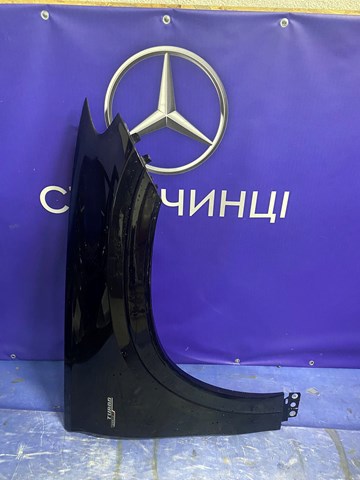 Крыло переднее правое A1678802400 MERCEDES