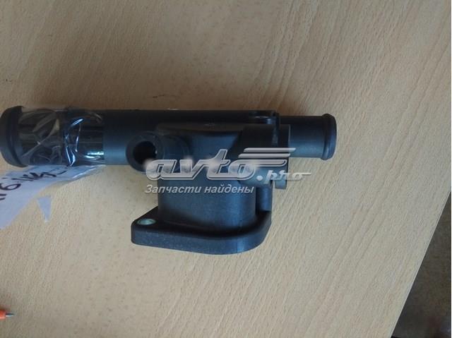 VAG 038121133 Фланец системы охлаждения (тройник) в наличии Ровно
