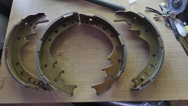 0449726030 TOYOTA Колодки тормозные задние барабанные купить в Украина