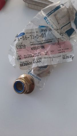 Болт/гайка крепежа 6708755 FORD