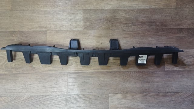 Кронштейн бампера заднего, центральный 7416E1 PEUGEOT
