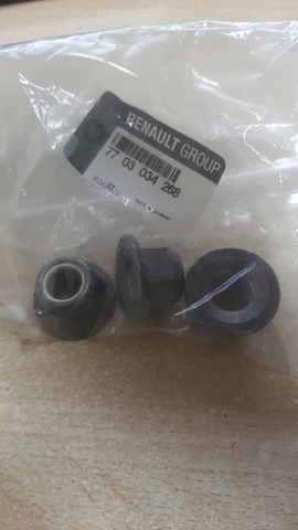 Гайка крепления амортизатора 7703034268 RENAULT
