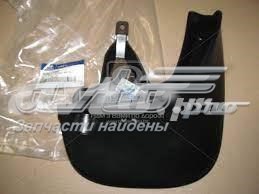 Брызговик задний, правый 868422E000 HYUNDAI