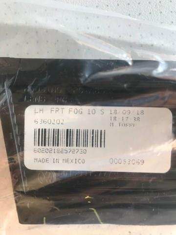 561941777B VAG Катафот (отражатель) переднего бампера левый купить в Житомир