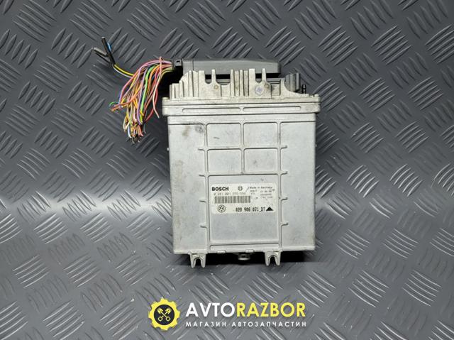 ЭБУ двигателем 028906021DT VAG