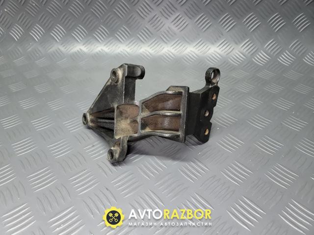 GM 09158429 Кронштейн подушки (опоры) двигателя правой в наличии Полтава