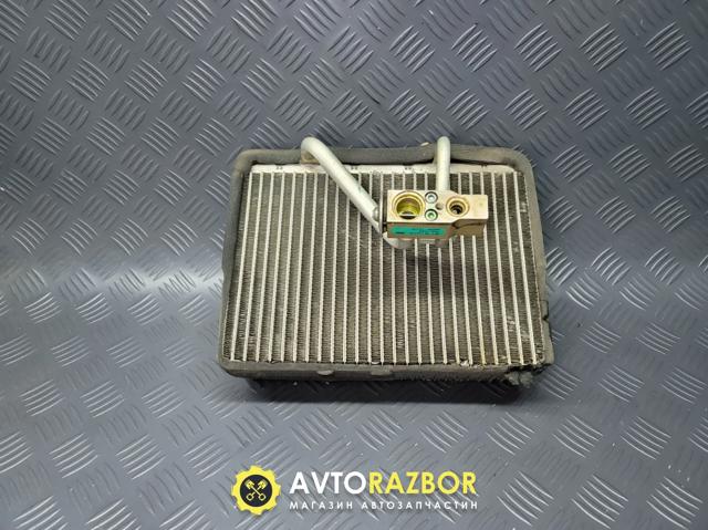 Радиатор испарителя кондиционера 1618087 GM