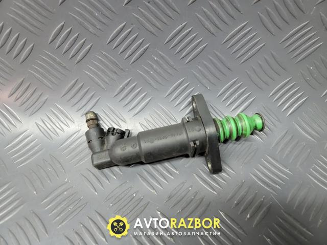 1J0721261D Цилиндр сцепления рабочий купить Черкассы