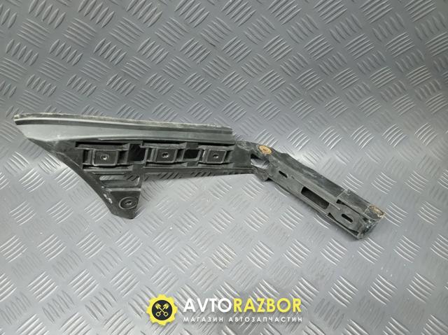 VAG 1T0807376A Направляющая заднего бампера правая в наличии Полтава