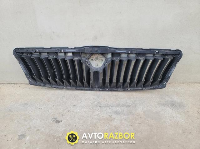 1Z0853661A VAG Накладка (рамка) решетки радиатора купить в Львов
