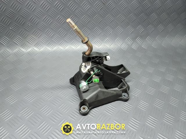 TOYOTA 335300F010 Кулиса переключения передач в наличии Киев