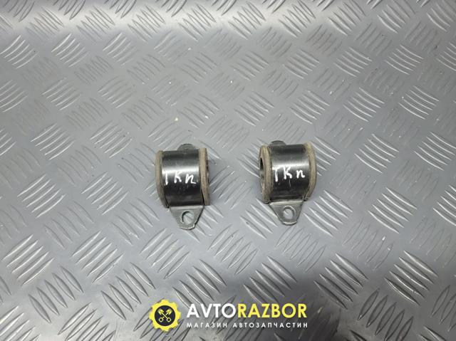 Втулка стойки стабилизатора Toyota Corolla VERSO