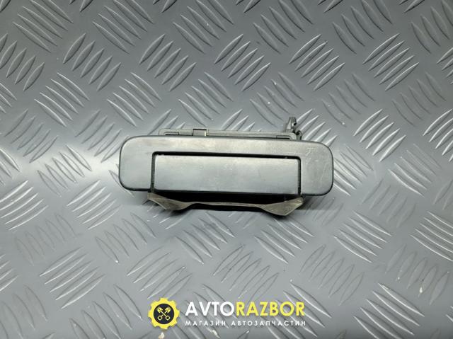 Ручка задней двери наружная, левая 4A0839205G VAG