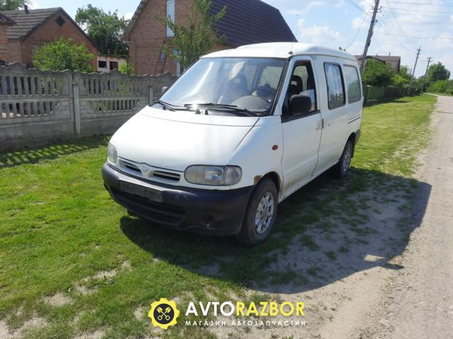 Капот 651009C030 NISSAN