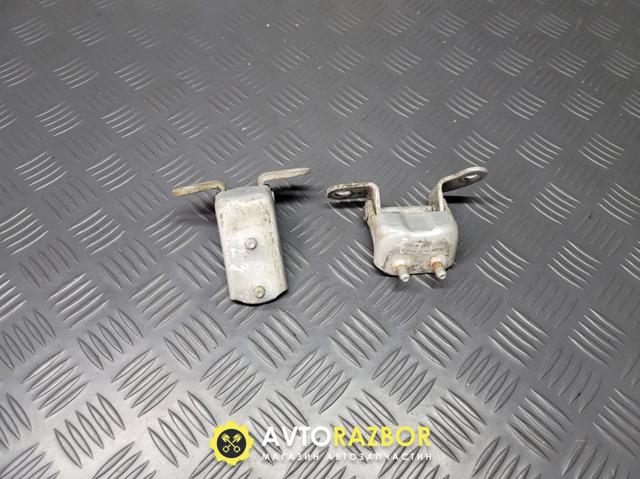 6876052011 TOYOTA Петля двери задней левой купить в Ужгород