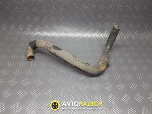 Патрубок радиатора охлаждения нижний 7700835908 RENAULT