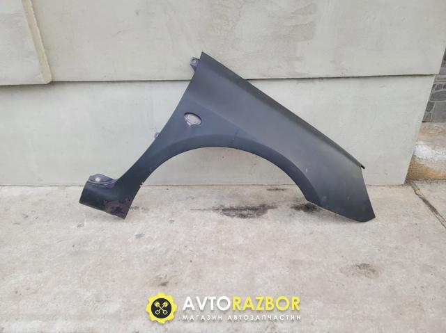 Боковая часть передняя правая 7841N7 PEUGEOT