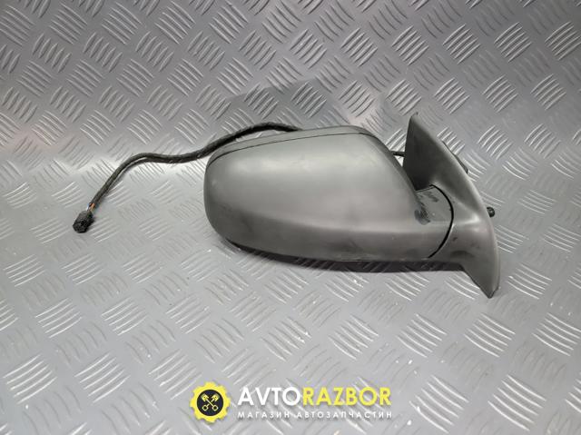 Накладка правого бокового зеркала 815260 PEUGEOT