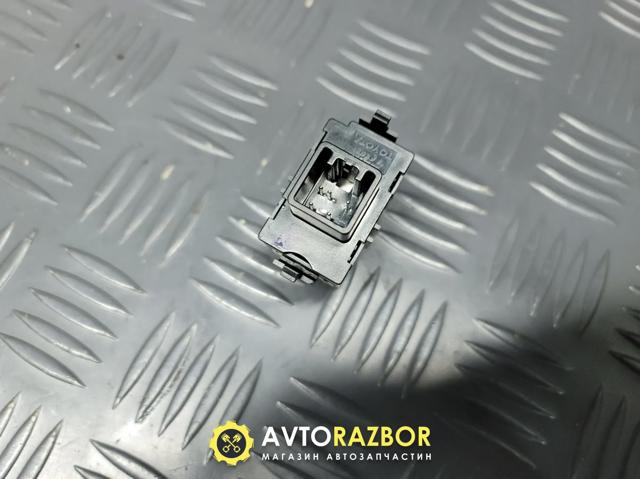 TOYOTA 848100F010 Кнопка стеклоподъемника передняя в наличии Черкассы