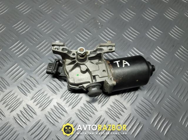 Мотор стеклоочистителя передний Toyota Corolla
