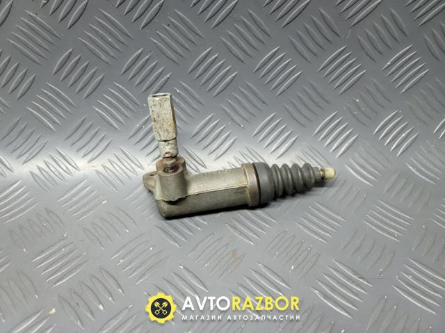 Выжимной цилиндр сцепления 8D0721257 VAG