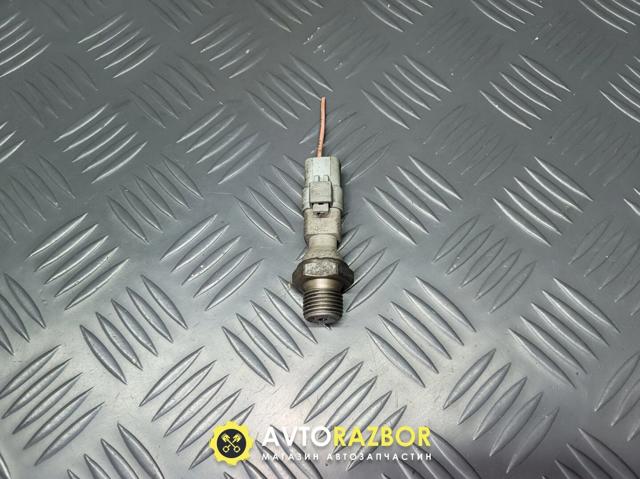 Датчик давления масла Пежо 605