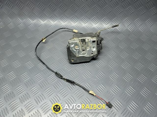 A2037300235 MERCEDES Замок двери задней правой купить в Львов