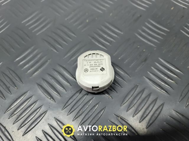 MERCEDES A2038300072 Датчик температуры салона в наличии Кривой Рог