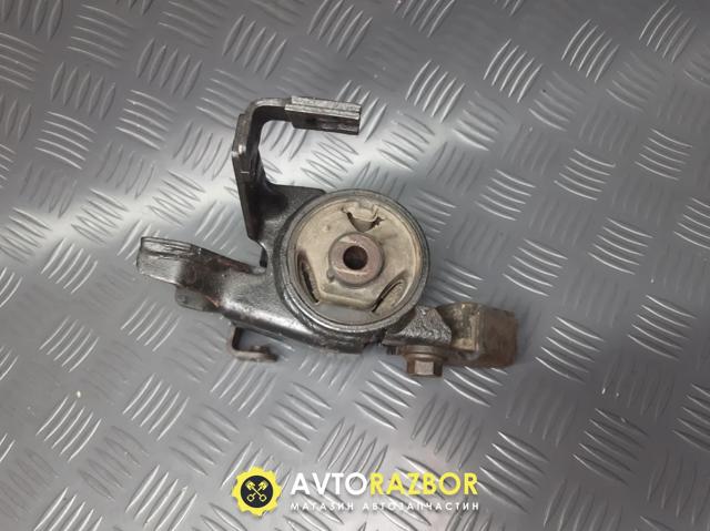 Левая опора двигателя B25D39070A MAZDA