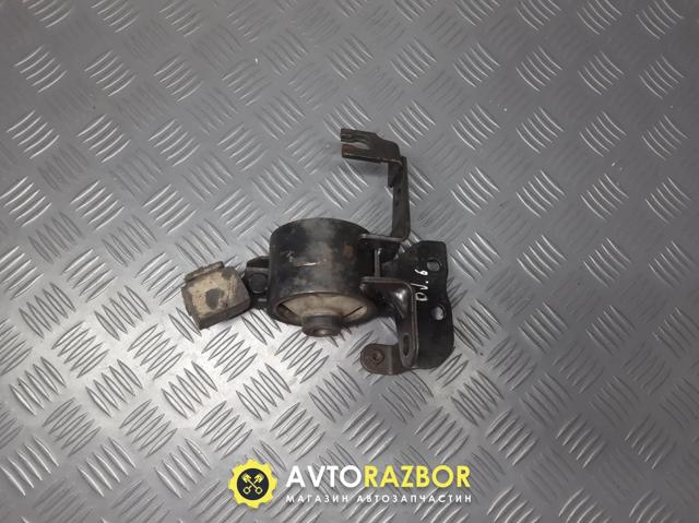 B25D39070C Левая подушка двигателя купить Черновцы