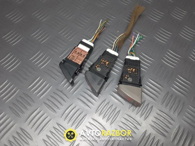 B25E664H000 Кнопка аварийки купить Ирпень