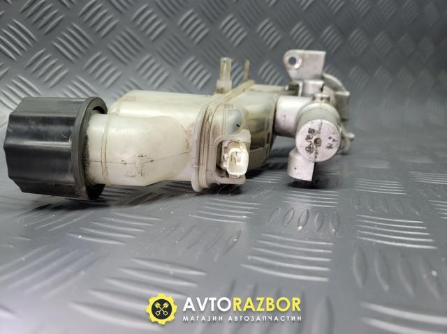 MAZDA GJYA4355XA Бачок главного тормозного цилиндра (тормозной жидкости) в наличии Запорожье