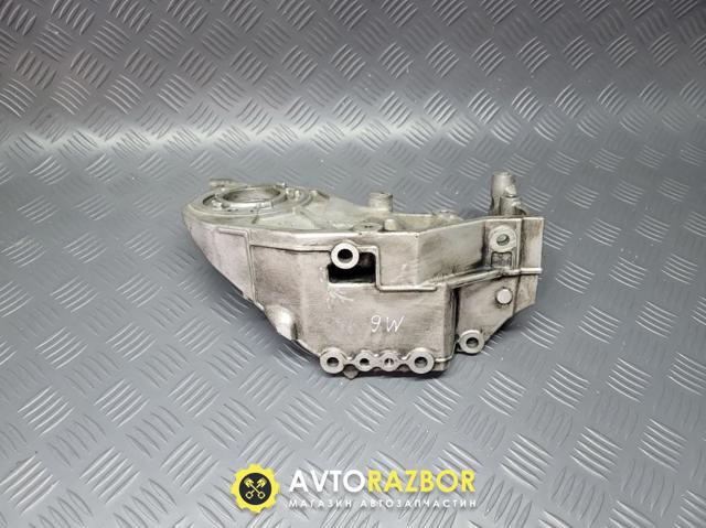 RF7J13G00 MAZDA Кронштейн топливного насоса ТНВД купить в Павлоград