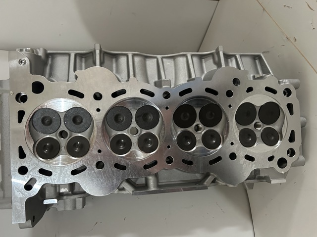 1110175170 TOYOTA Головка блока цилиндров (ГБЦ) купить в Винница