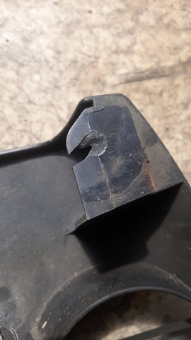 NISSAN 14041JD70A Крышка двигателя в наличии Житомир