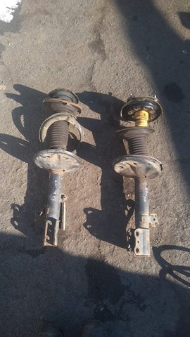 Опора передней стойки 4860942012 TOYOTA
