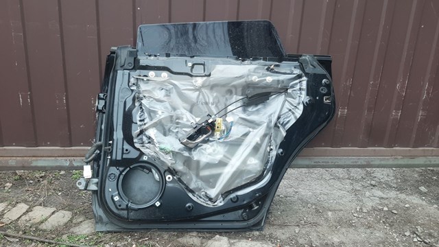 Задняя правая дверь 60409AG0219P SUBARU