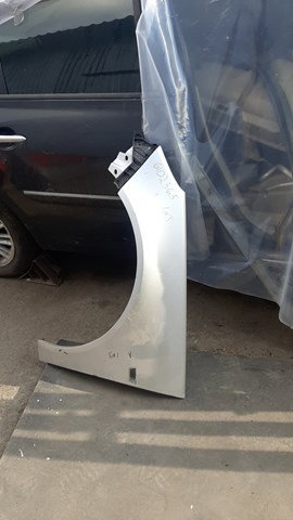 Крыло переднее левое Опель Инсигния A