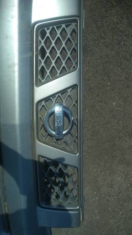 Облицовка радиатора 62310EQ303 NISSAN