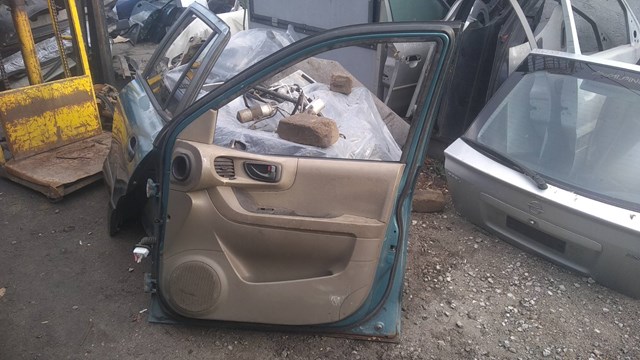 Пассажирская передняя дверь 7600426110 HYUNDAI