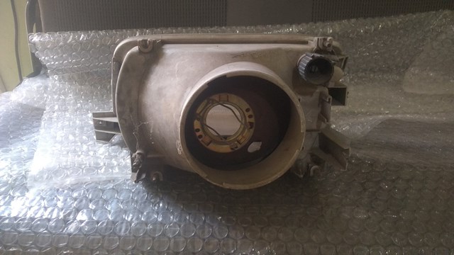 Фара передняя правая 770078172 RENAULT