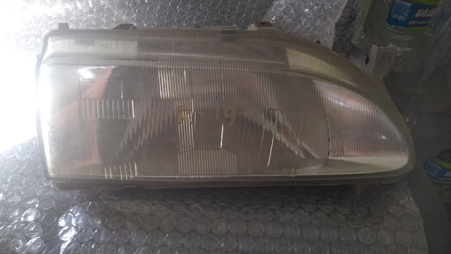 Фара правая Renault 19 2