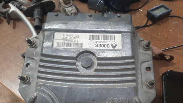 Модуль управления двигателем 8200509516 RENAULT