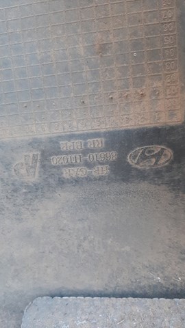 Бампер задний 86611H1020 HYUNDAI