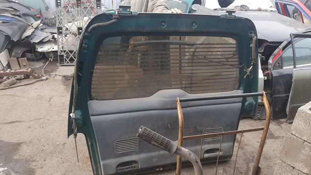 Дверь 5 8701W9 PEUGEOT