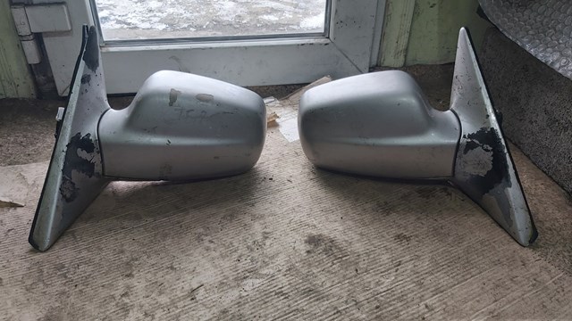 Правое боковое зеркало 87640H1010 HYUNDAI
