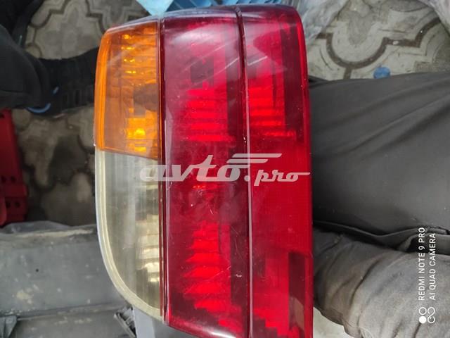 Задняя правая фара 8379114 BMW